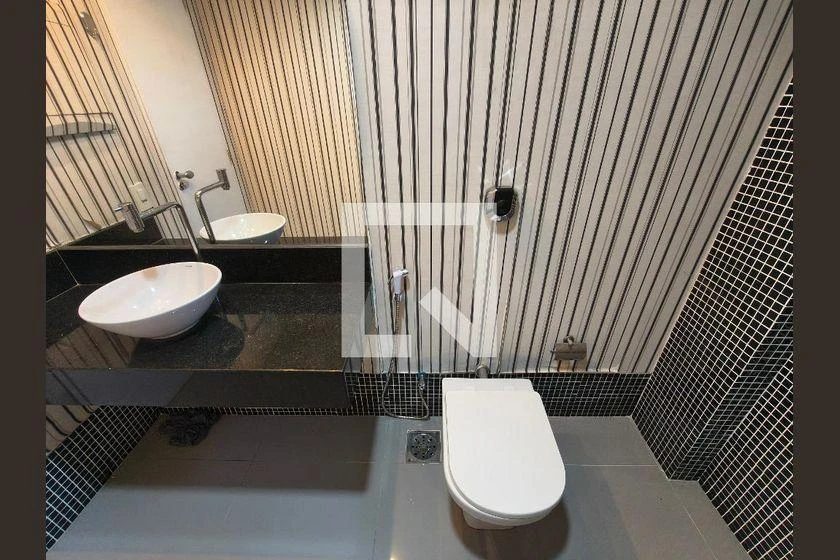 Condo house with 3 bedrooms and 180 m² — photo 35