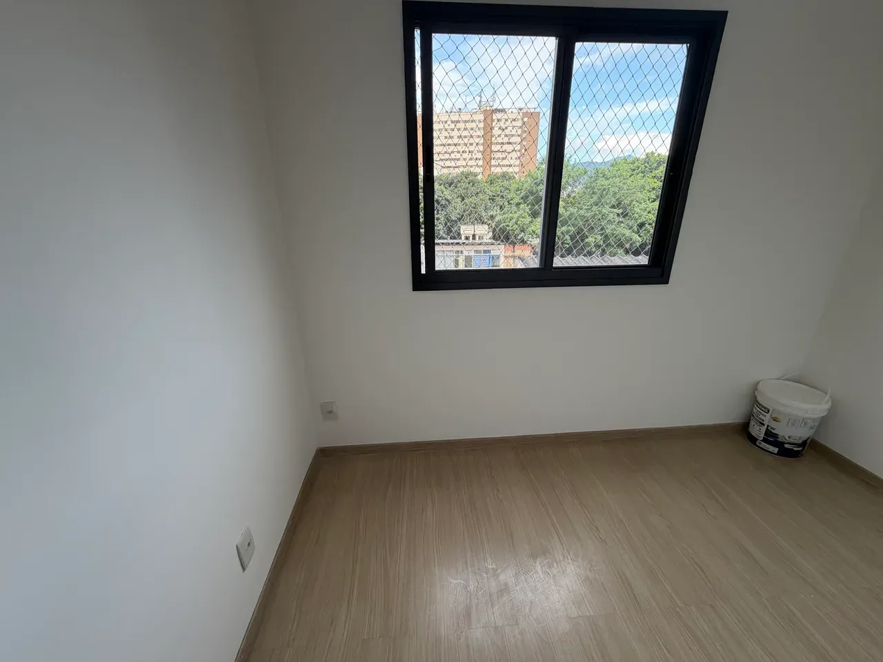 2-bedroom apartment with a washing machine — photo 15