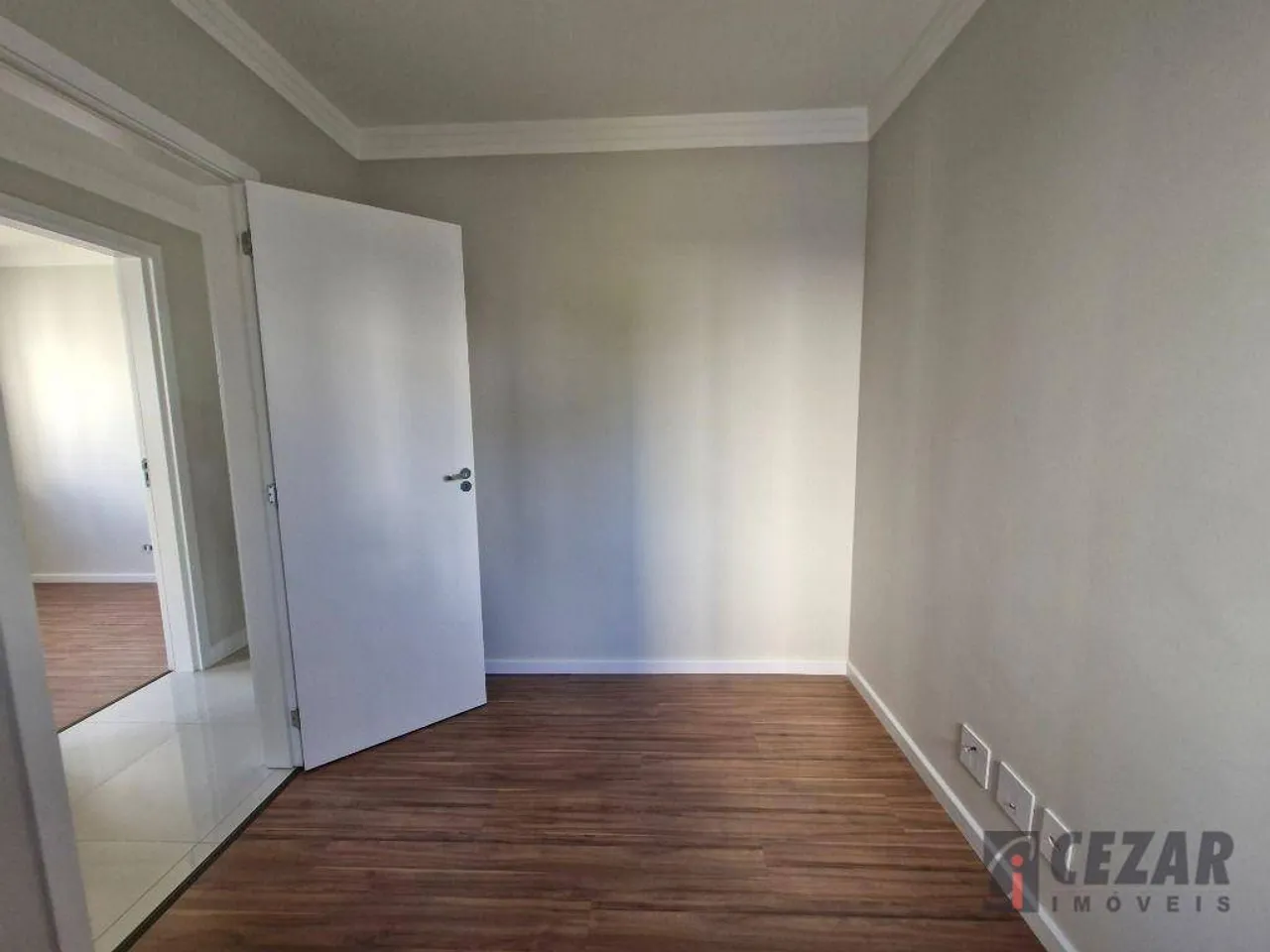 2-bedroom apartment with closed kitchen and balcony BBQ — photo 10