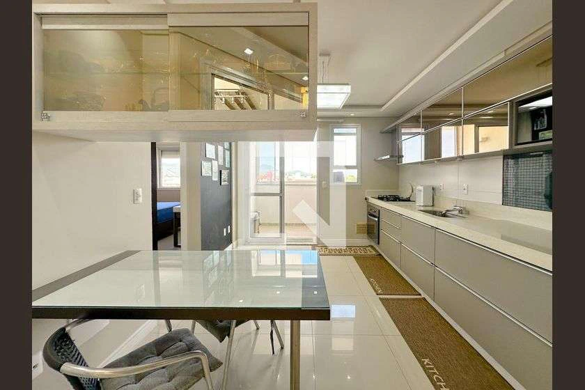 Furnished apartment with 2 bedrooms and an en-suite suite — photo 30