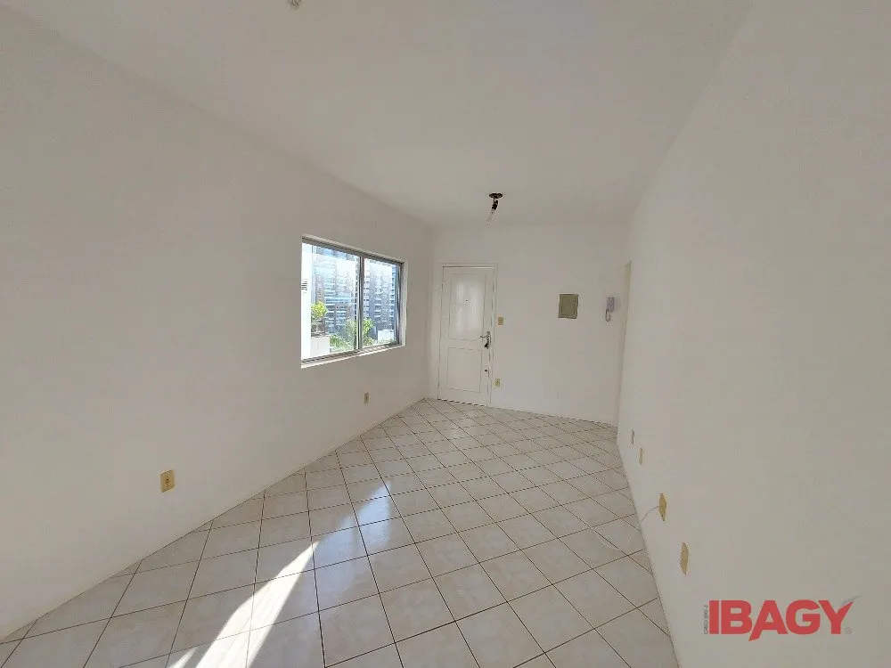 Apartamento com 2 quartos e sacada de 55 m² — photo 3