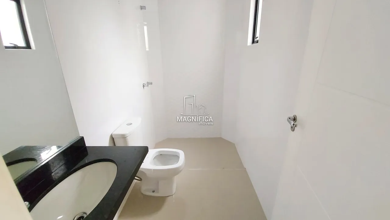 Unfurnished house with 5 bedrooms and 6 bathrooms — photo 20