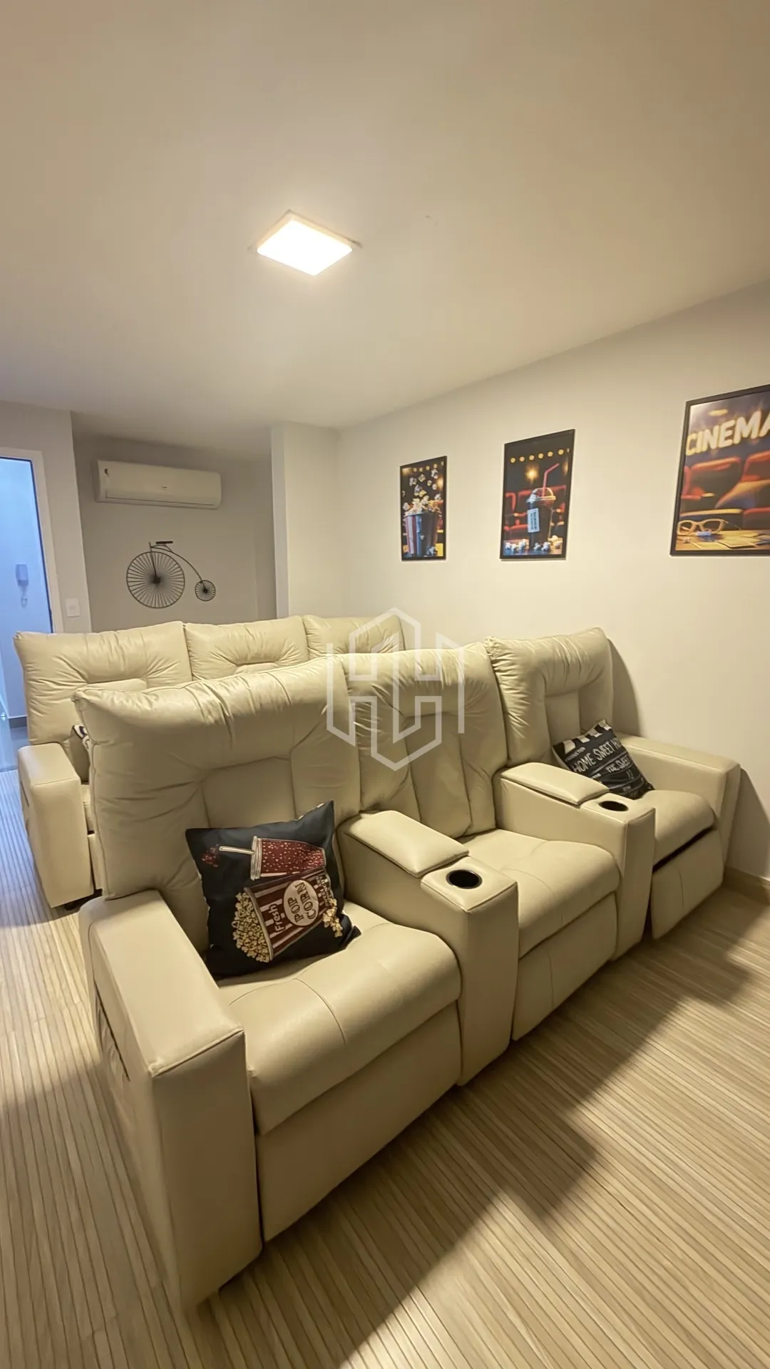 Балкон з грилем та 2 спальні: квартира 59 м² — photo 34