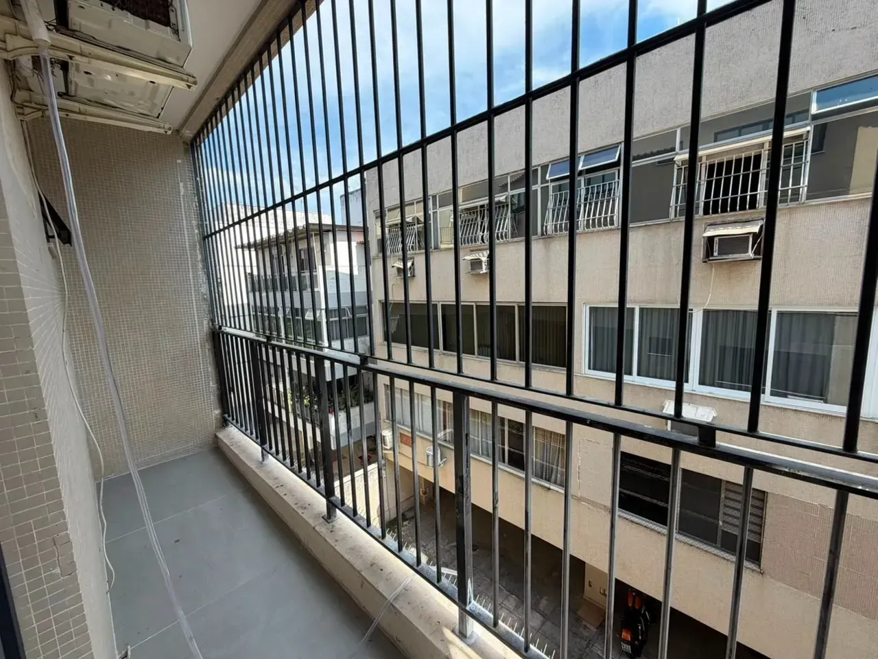 3-bedroom apartment with balcony and 2 parking spaces — photo 13