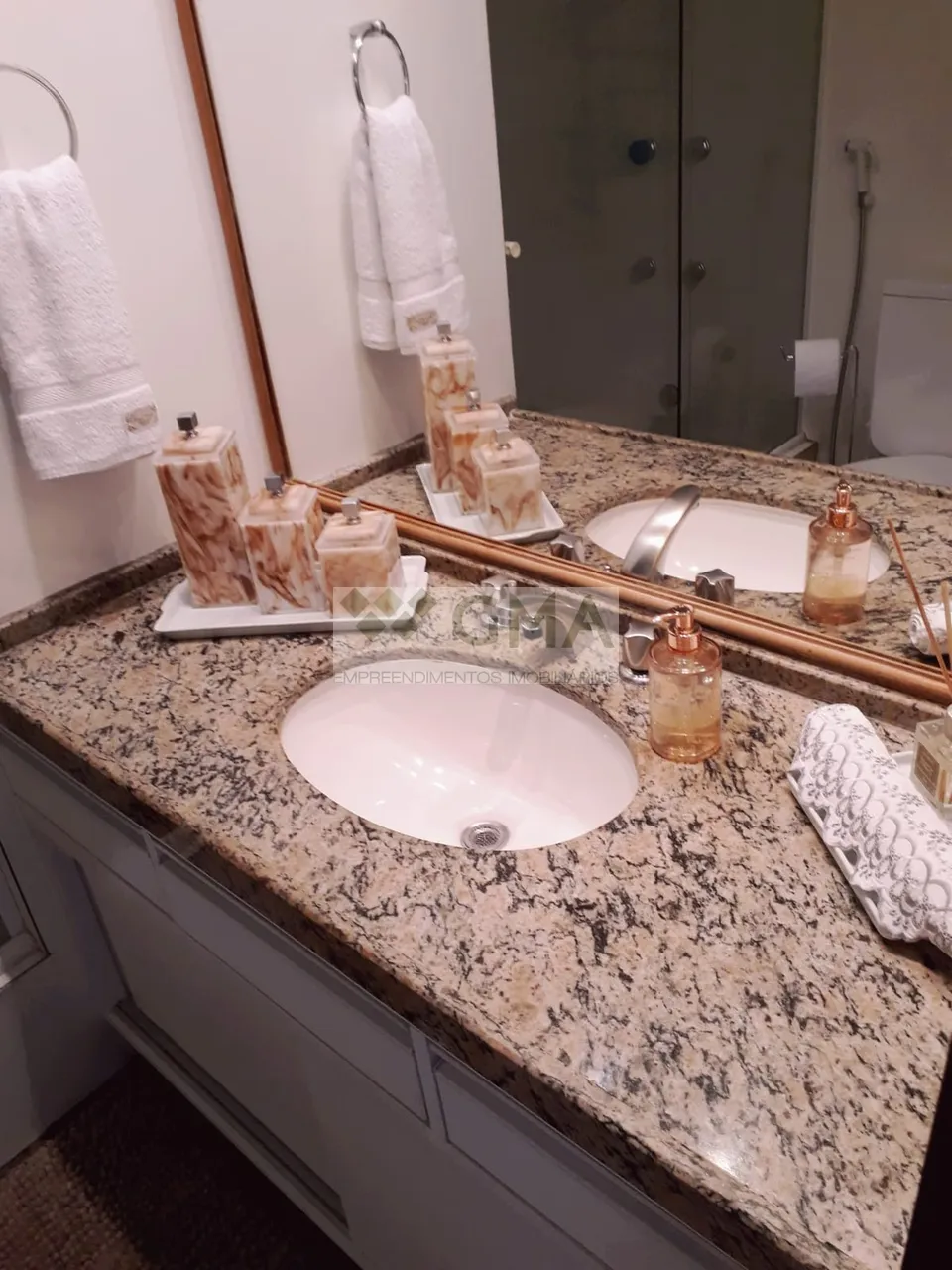 Apartamento mobiliado com 1 quarto, varanda e vaga — photo 10