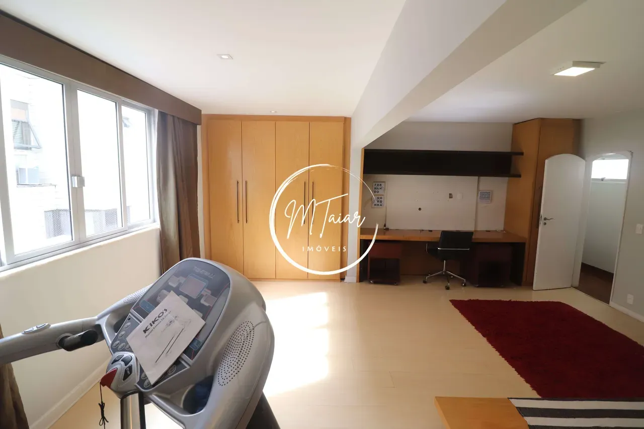 323 m² apartment with 4 bedrooms and 5 bathrooms — photo 26