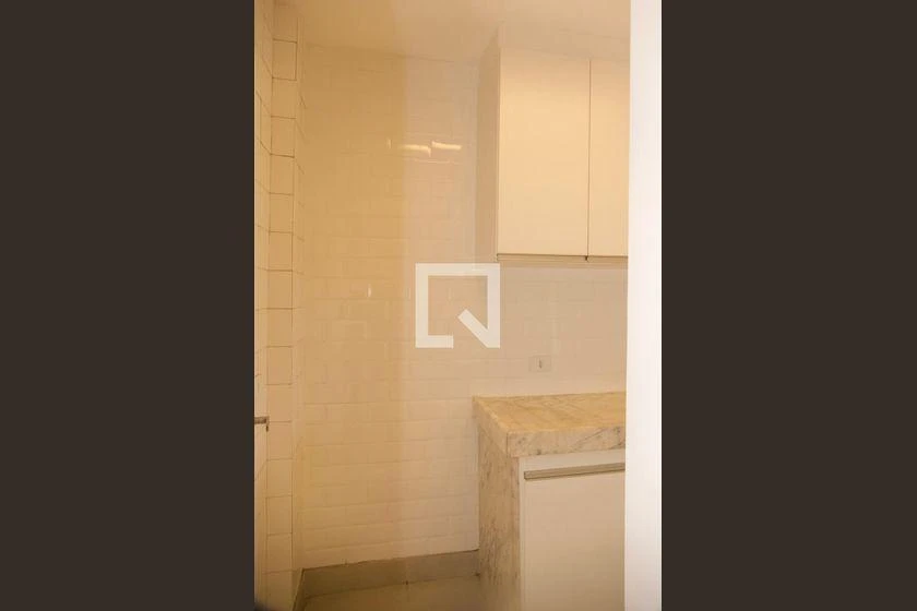 1-bedroom apartment with enclosed kitchen and balcony — photo 52
