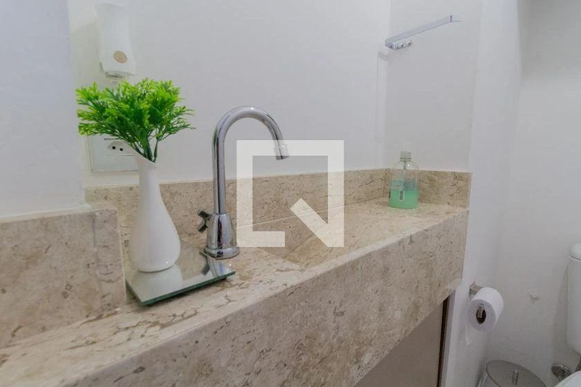 Furnished 70 m² apartment with open-plan kitchen — photo 26