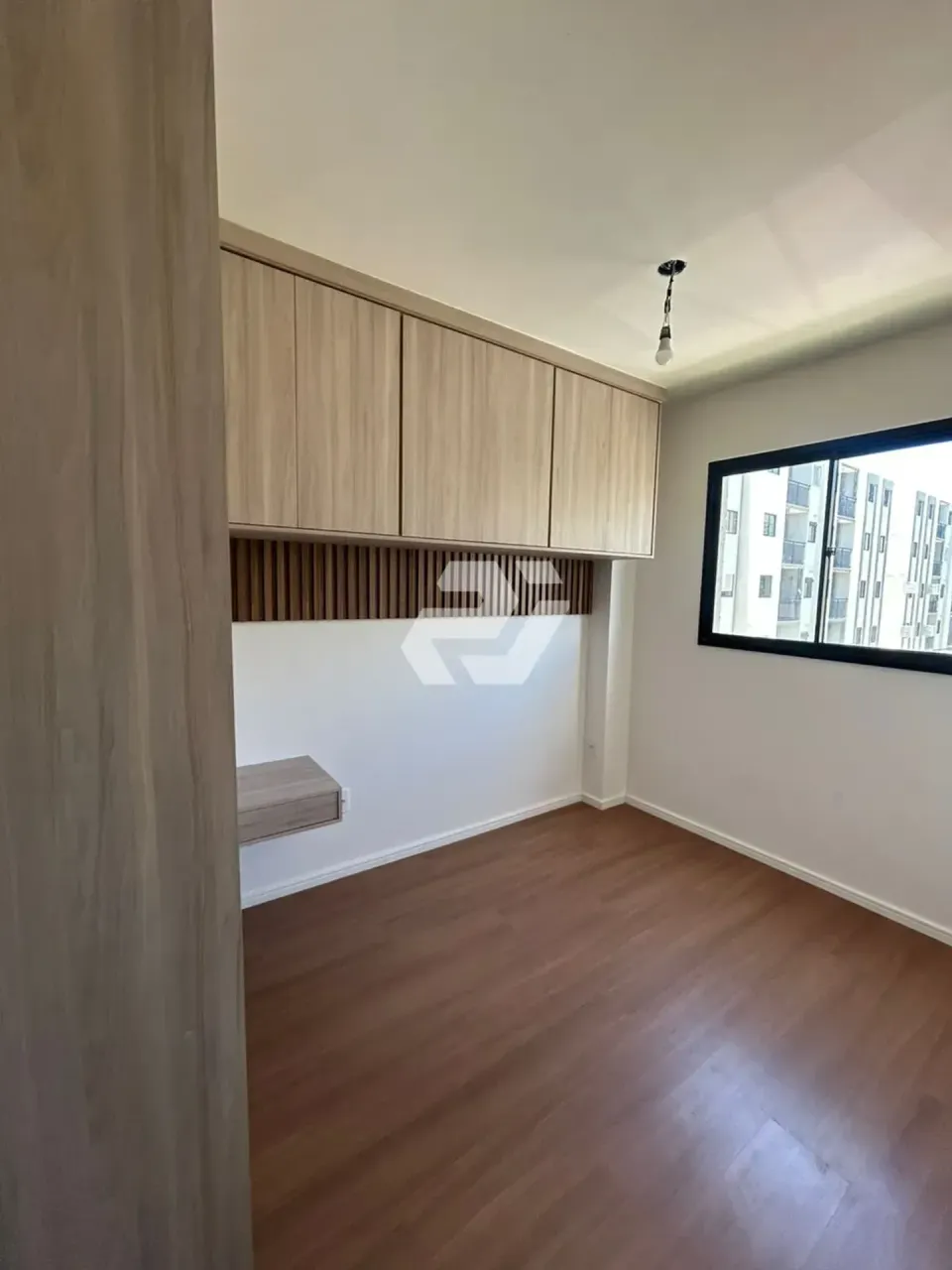Apartment with an open-plan kitchen and 2 bedrooms — photo 5