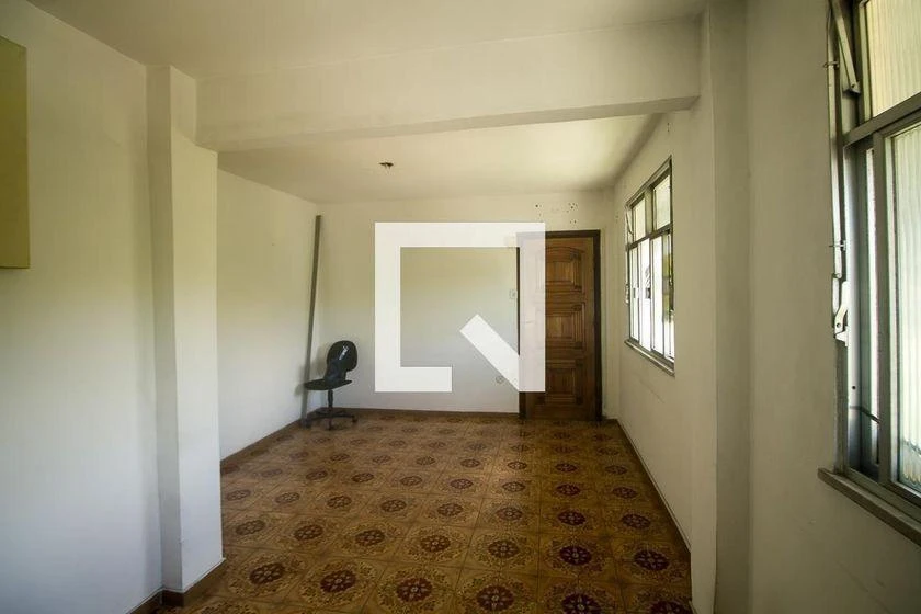 2-bedroom apartment in a building with a pool — photo 19