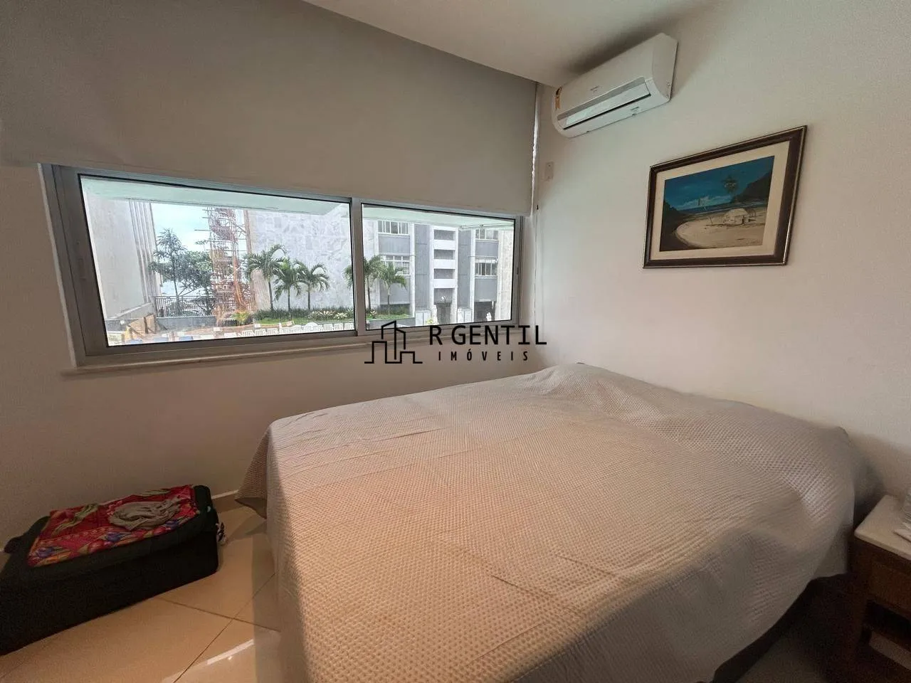 4-bedroom apartment in a building with a sauna — photo 19
