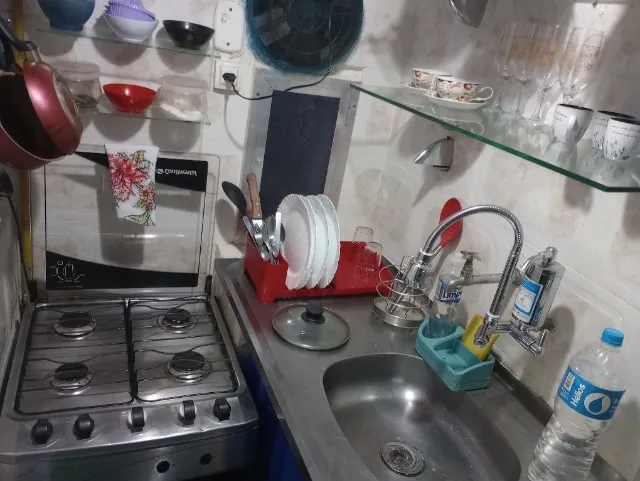 Furnished studio with 1 bedroom and a balcony — photo 4