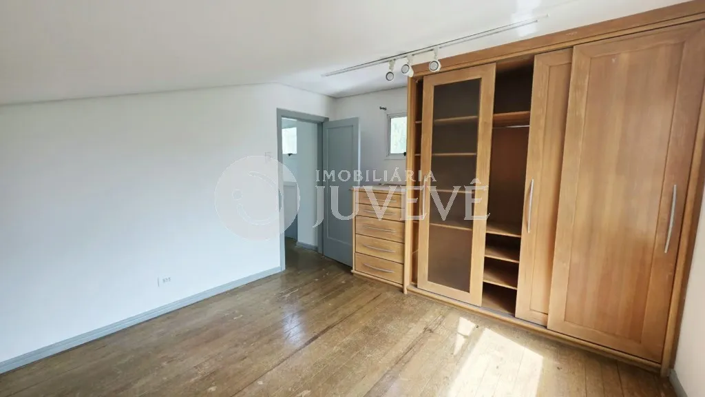 Unfurnished 125 m² house with 3 bedrooms — photo 11