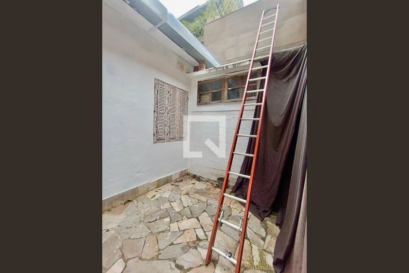 Unfurnished house with 2 bedrooms and private garden — photo 49