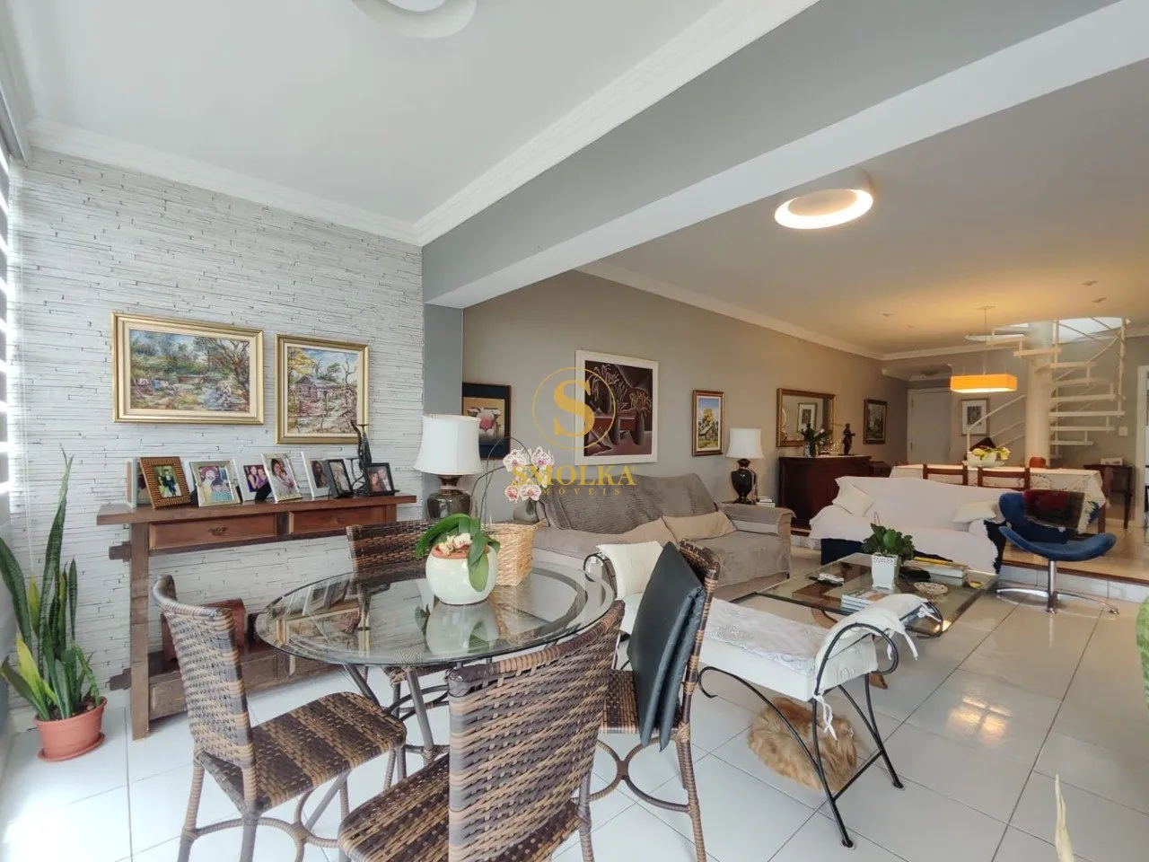 Мебльована квартира з 3 спальнями та закритою кухнею — photo 6