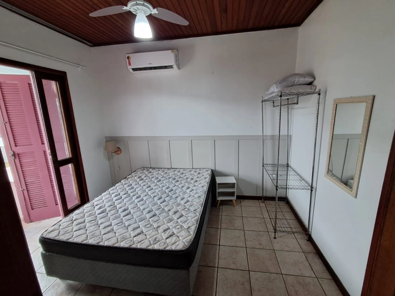 Furnished one-bedroom, 26 m² apartment in Florianópolis — photo 10