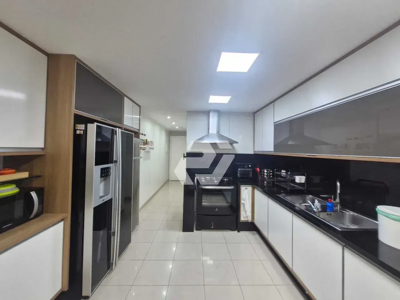 Apartamento para alugar com 4 quartos e cozinha americana — photo 56