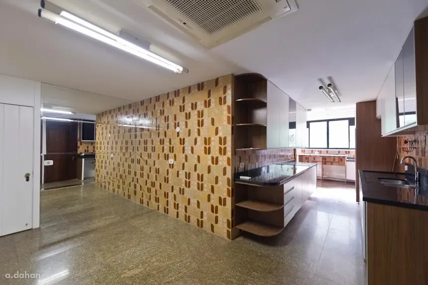 Apartamento de 400 m² com 4 quartos e 5 banheiros — photo 21