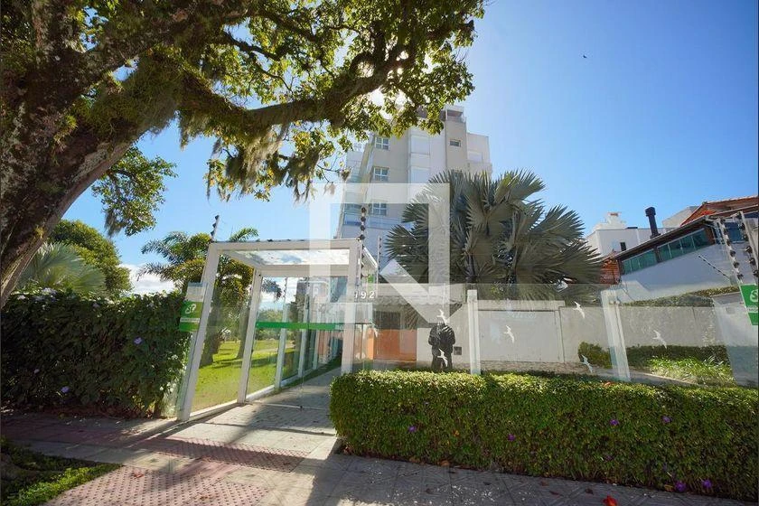 3-bedroom apartment with a water view in Florianópolis — photo 38