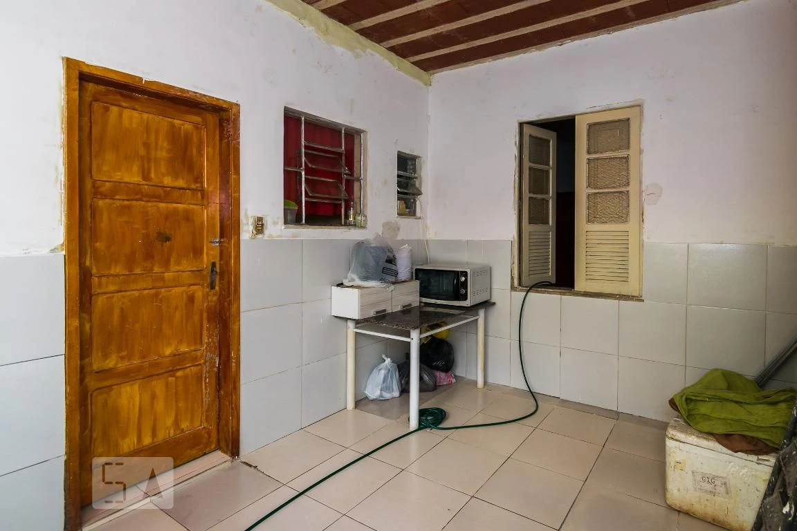Furnished apartment with 2 bedrooms, 1 bathroom and gas stove — photo 11