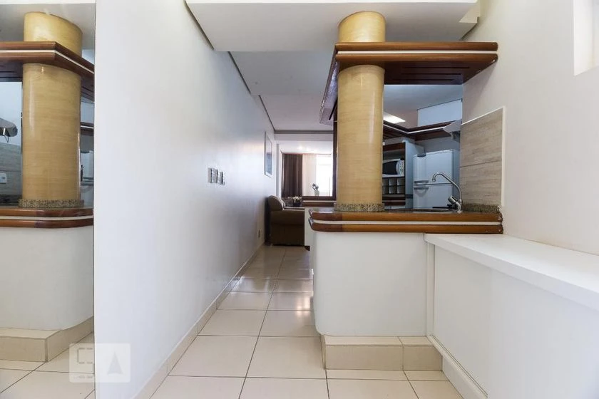 Furnished 1-bedroom apartment with 1 bathroom — photo 9