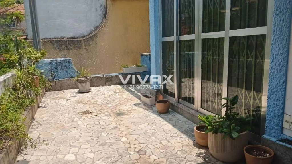 Furnished duplex house 351 m² with 5 bedrooms and 3 parking — photo 22