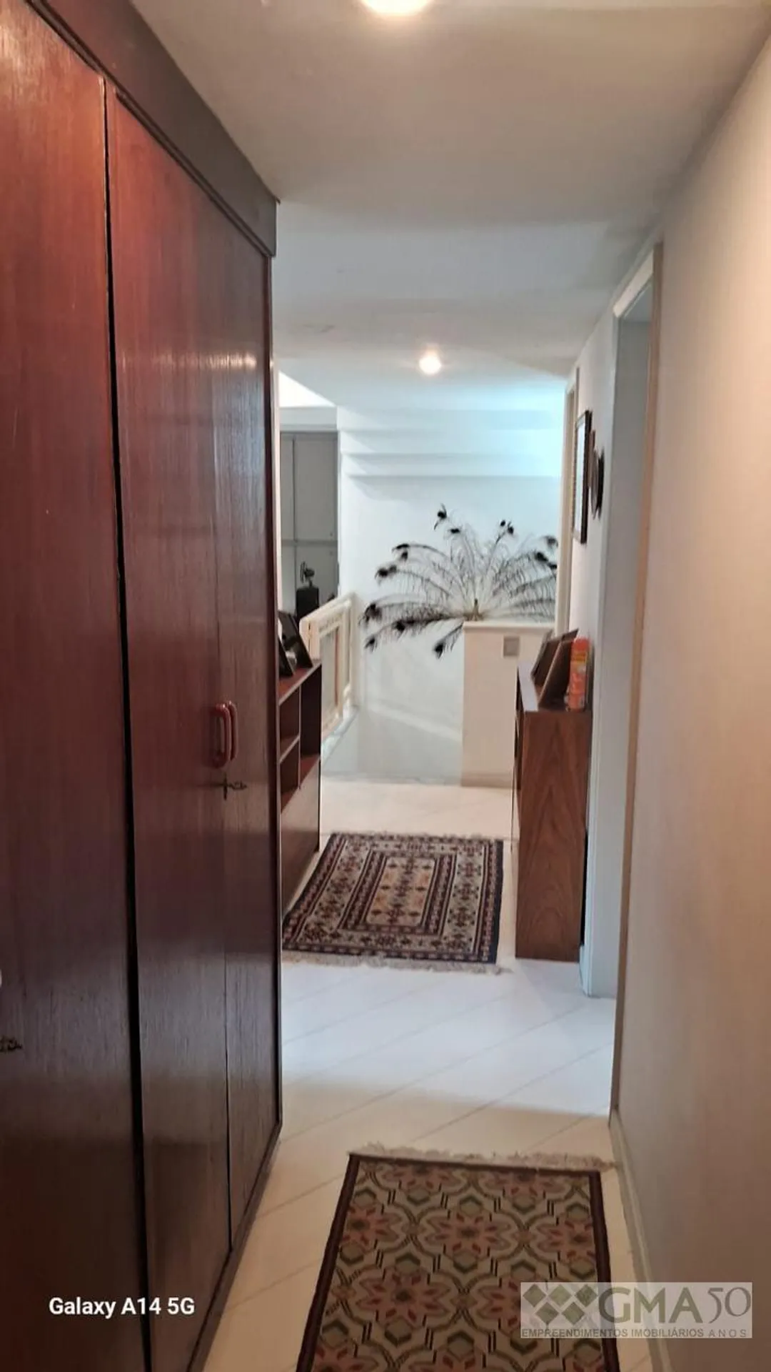 Furnished house with 7 bedrooms and 500 m² — photo 3