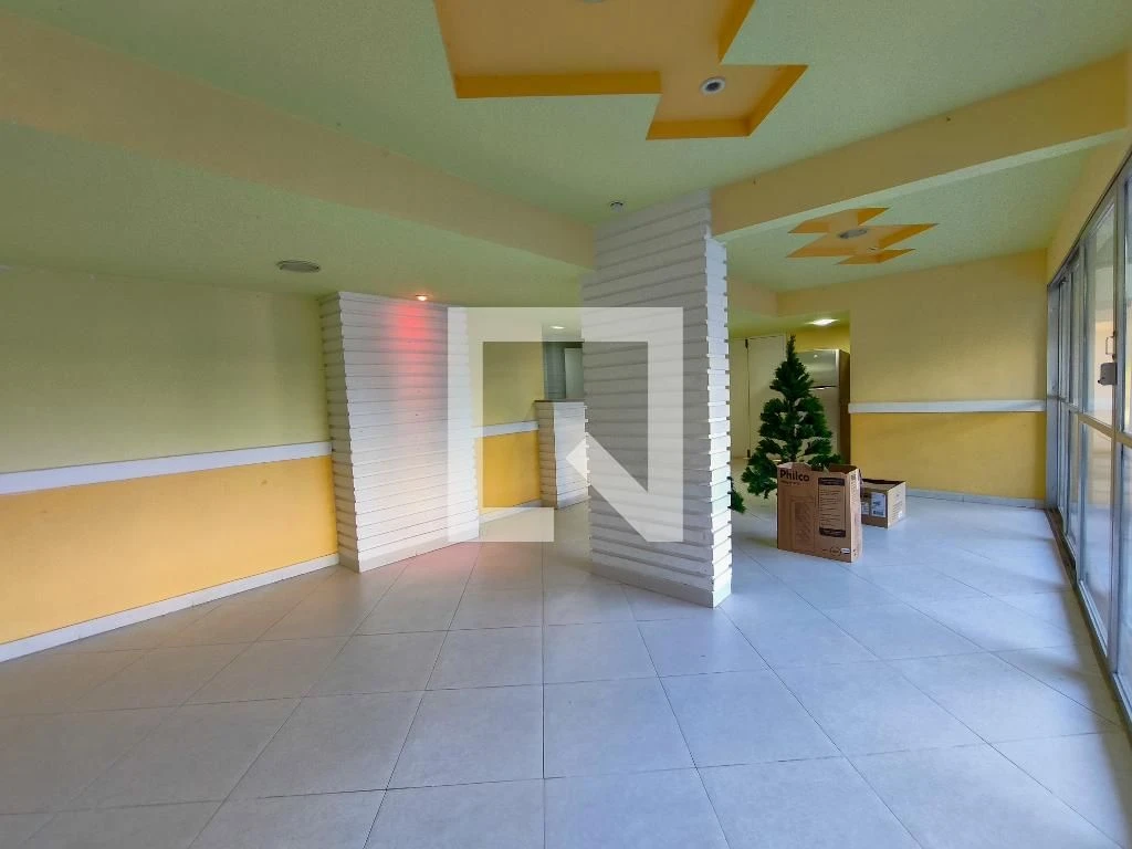 Furnished 4-bedroom apartment with balcony — photo 113