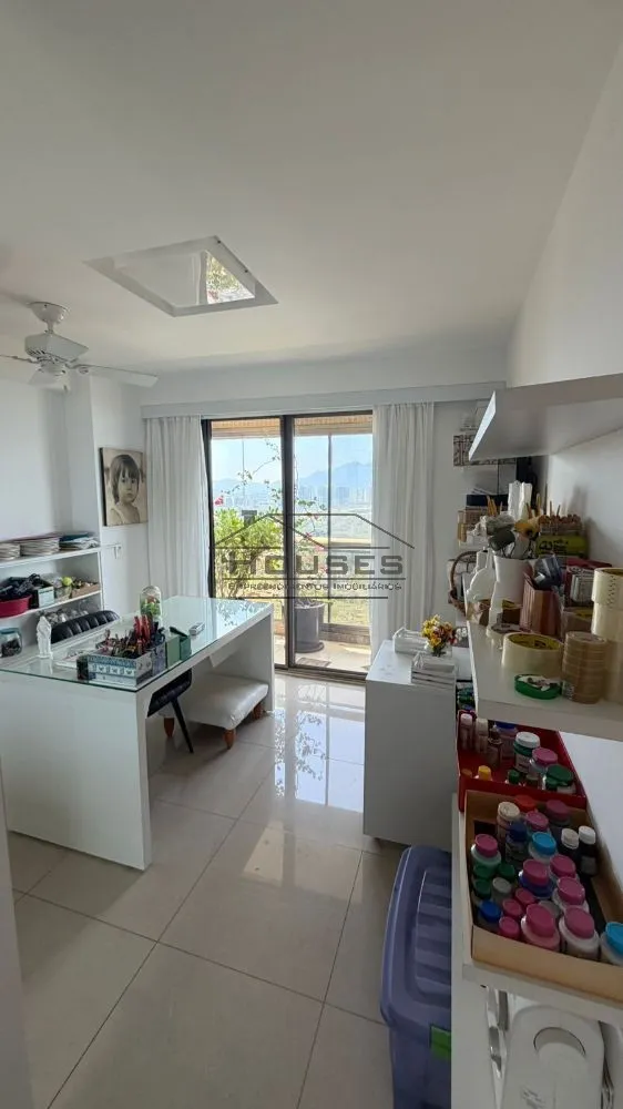 4-bedroom unfurnished apartment with 1 bathroom — photo 15