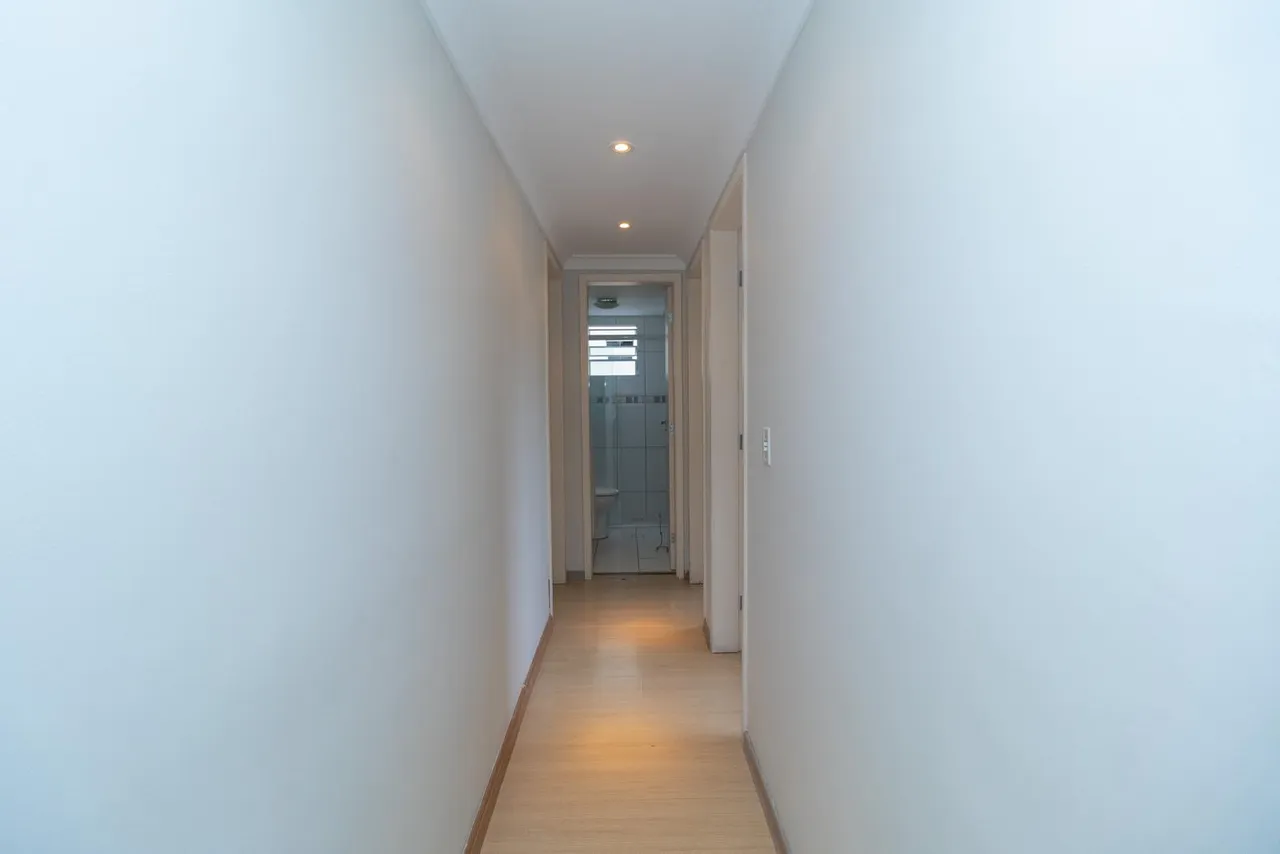 3-bedroom apartment with glassed-in balcony — photo 3