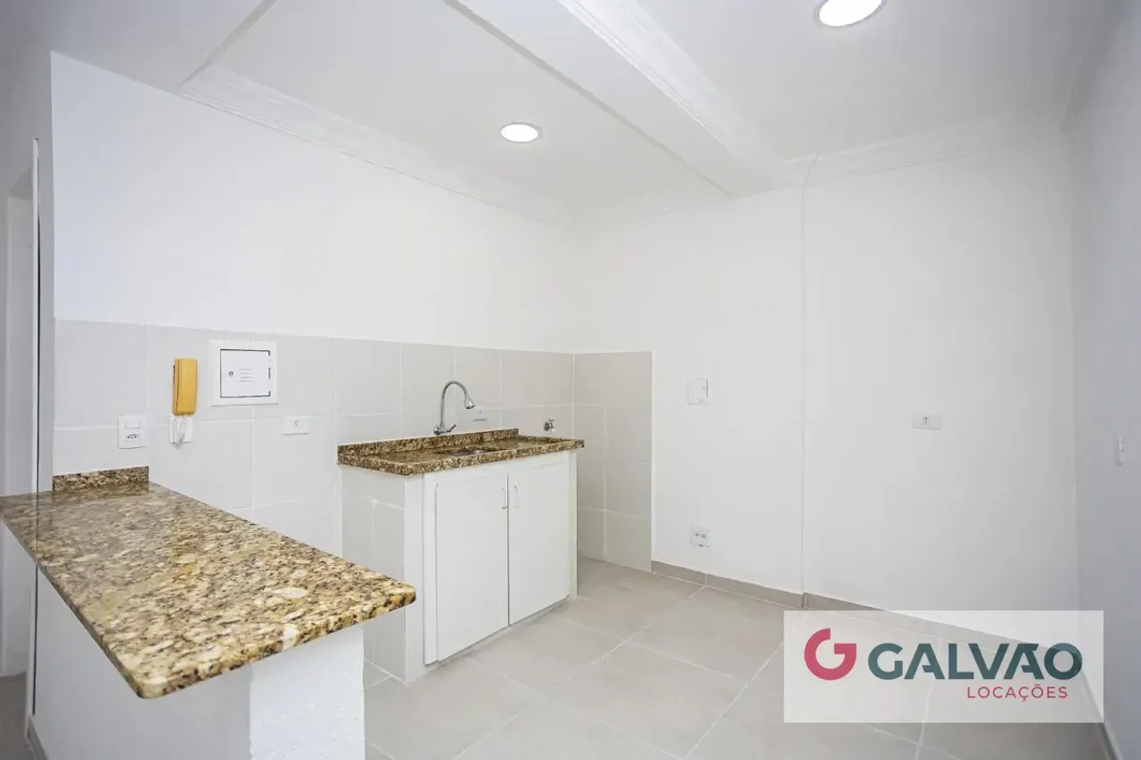 72 m² apartment with 2 bedrooms and open-plan kitchen — photo 4