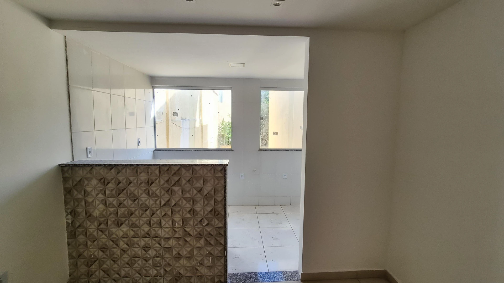 2-bedroom apartment with open-plan kitchen — photo 13