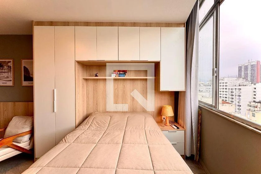 Furnished studio, 30 m², with a home office — photo 6
