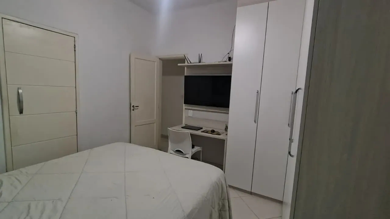 Furnished 180 m² apartment with 3 bedrooms and a suite — photo 30