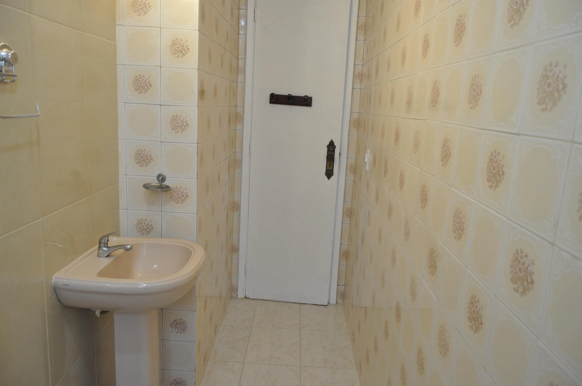 Rental apartment with 2 bedrooms and 1 parking spot — photo 29