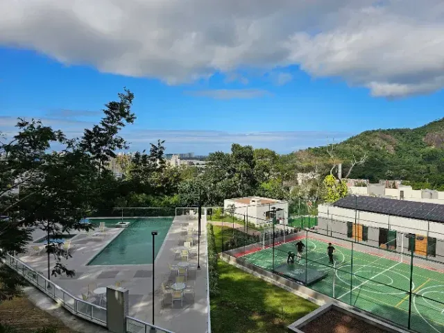 Mountain view in a 2-bedroom apartment, 44 m² — photo 19