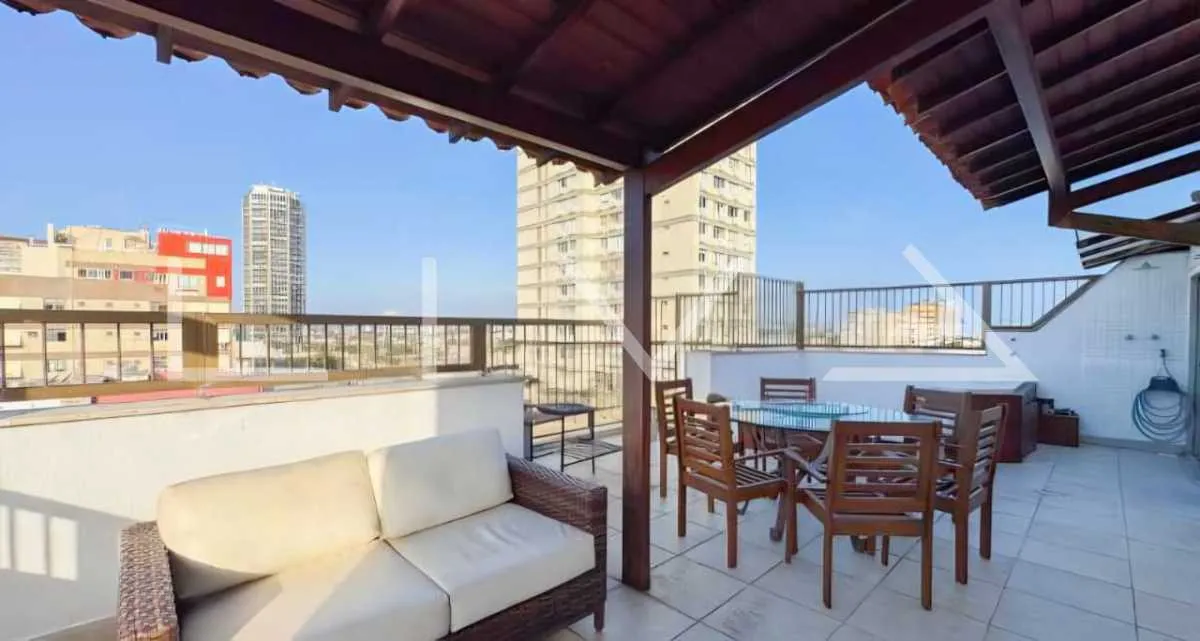 4-bedroom apartment with a grill on the balcony — photo 6