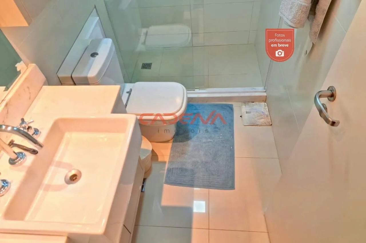 Оздоблений студіо 57 м² з 1 спальнею та балконом із склом — photo 11