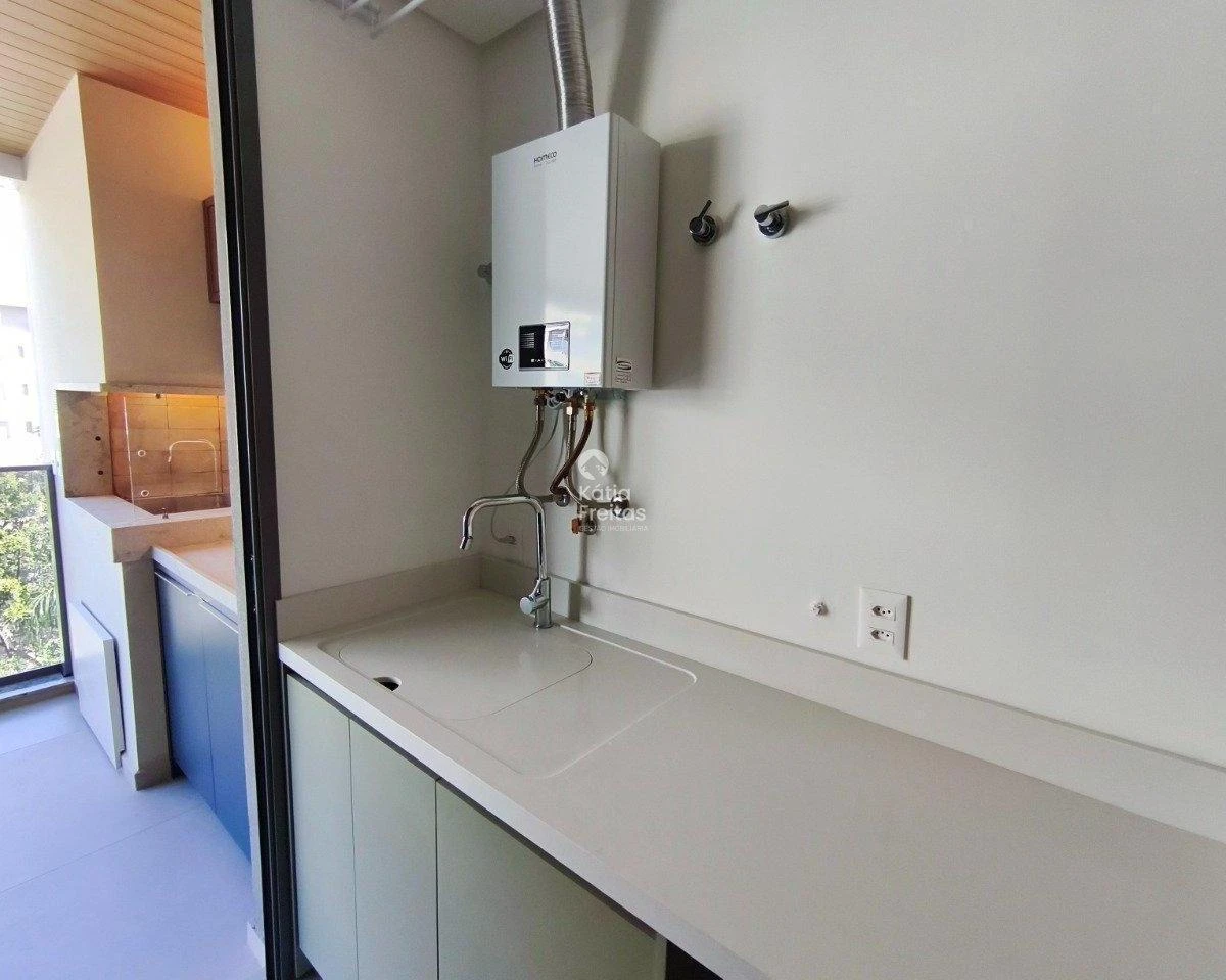132 m² unfurnished apartment with 3 en-suites — photo 16