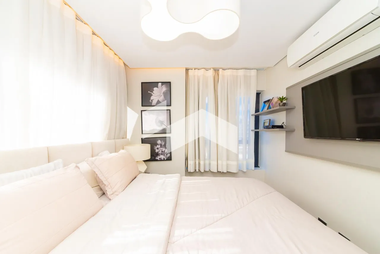 76 m² apartment with 2 bedrooms and an open-plan kitchen — photo 16