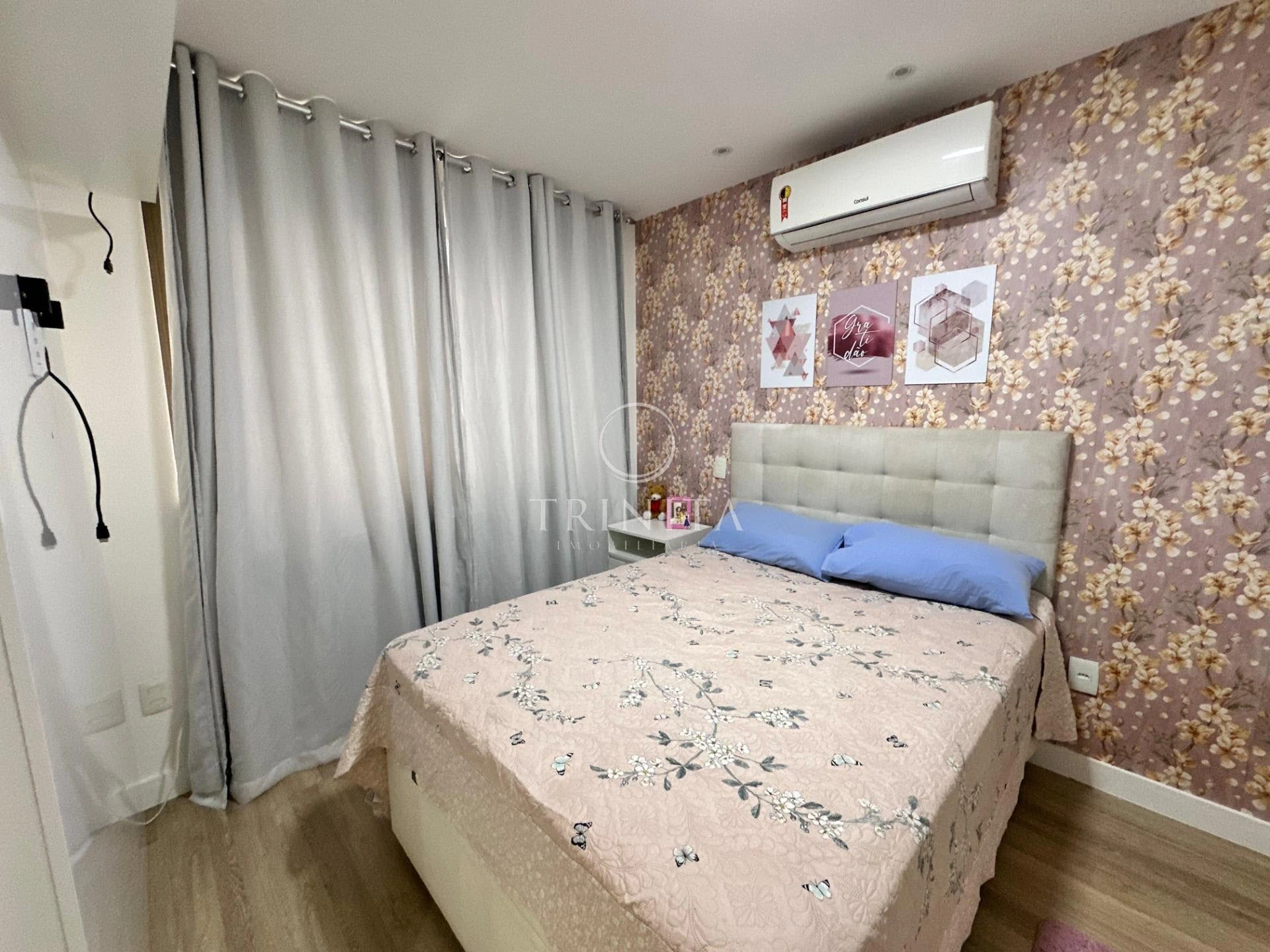 Furnished 3-suite apartment with a gas open-plan kitchen — photo 23