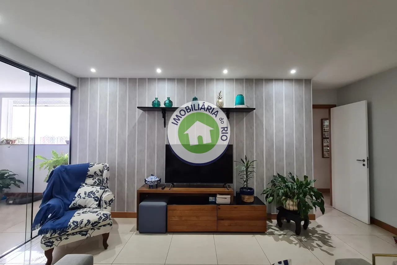 Unfurnished apartment with 4 bedrooms and 5 bathrooms — photo 15