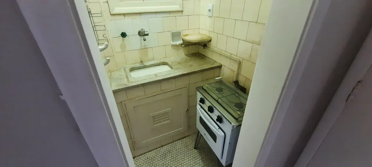 Деревянный пол или ламинат и 1 спальня: квартира 30 м² — photo 7