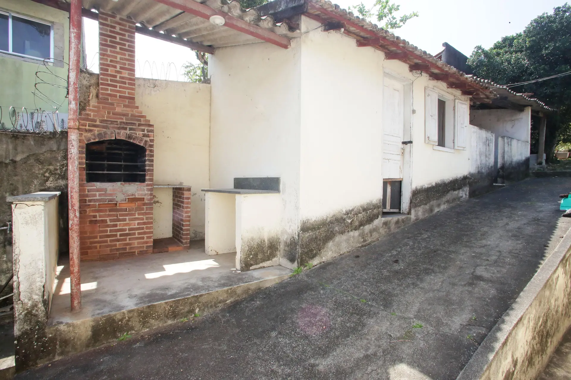 Furnished house with 3 bedrooms and 2 bathrooms — photo 34
