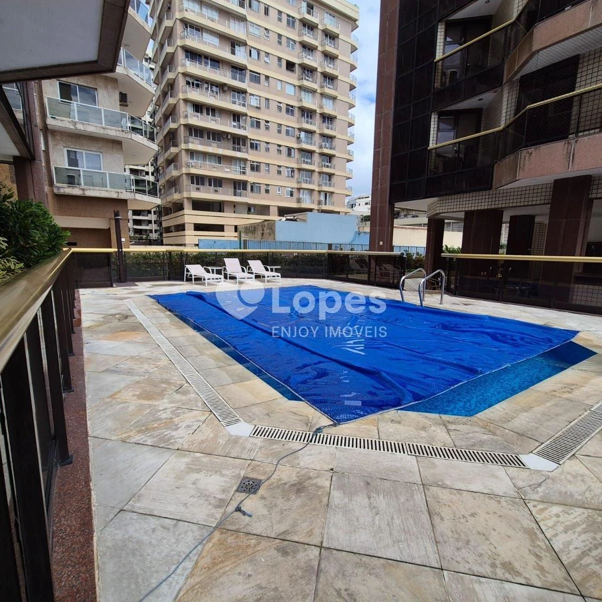 2-bedroom apartment in a building with a sauna — photo 38