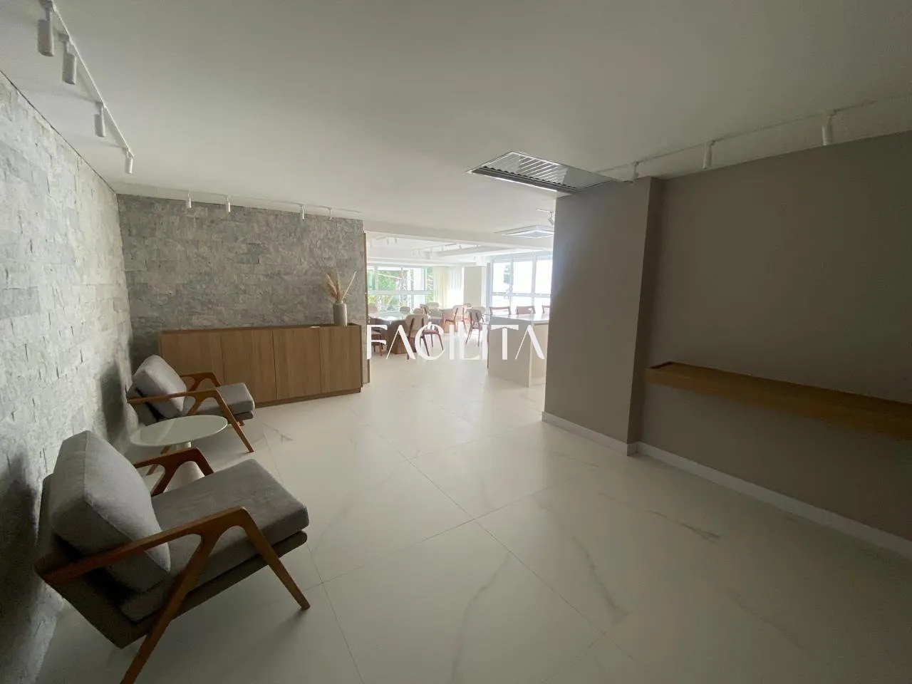 1-bedroom apartment with 3 parking spaces and 120 m² on 4th floor — photo 24