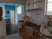Casa com 3 quartos e 2 banheiros, com varanda