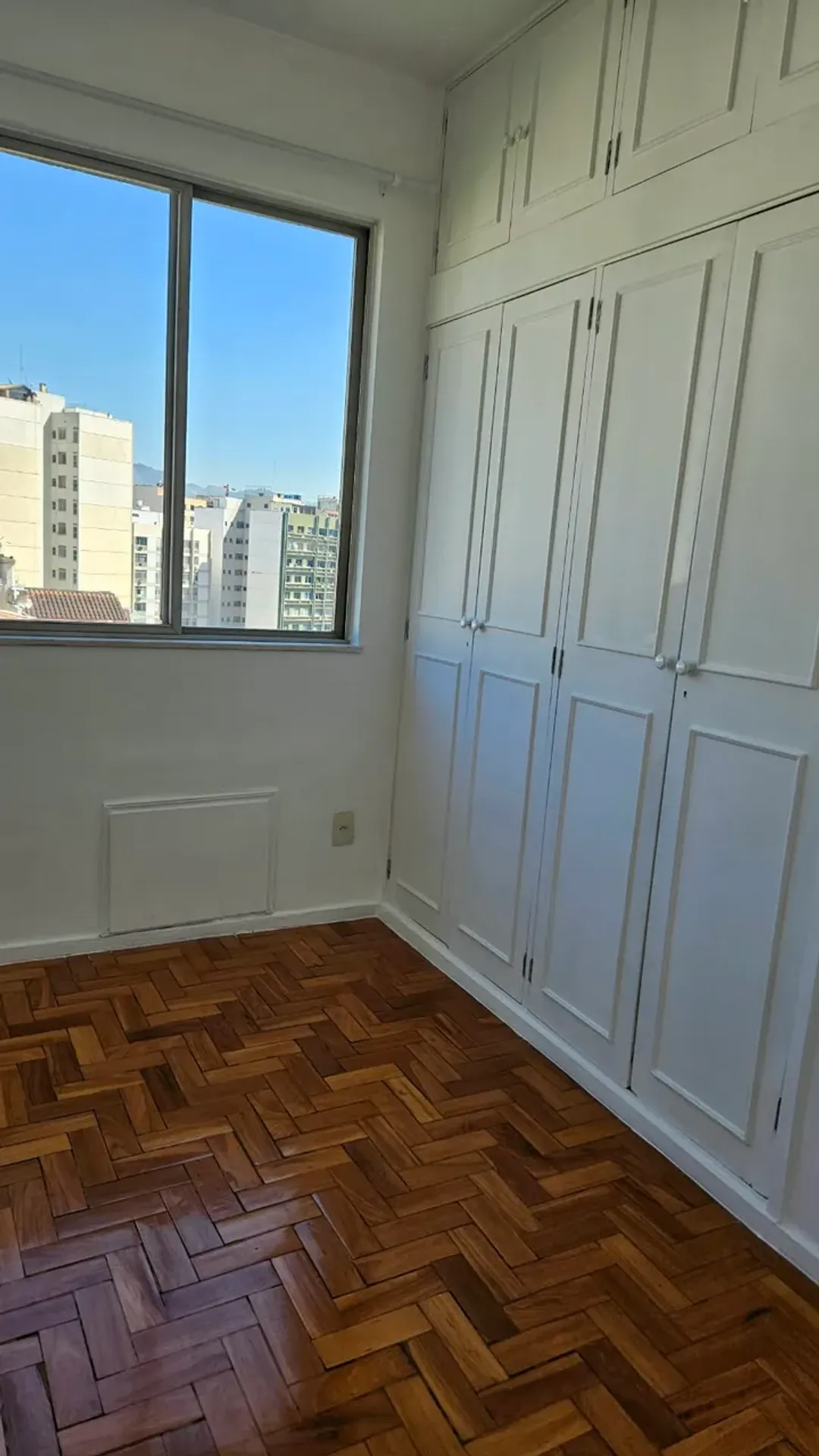 Apartamento com piso de madeira ou laminado, Tijuca — photo 4