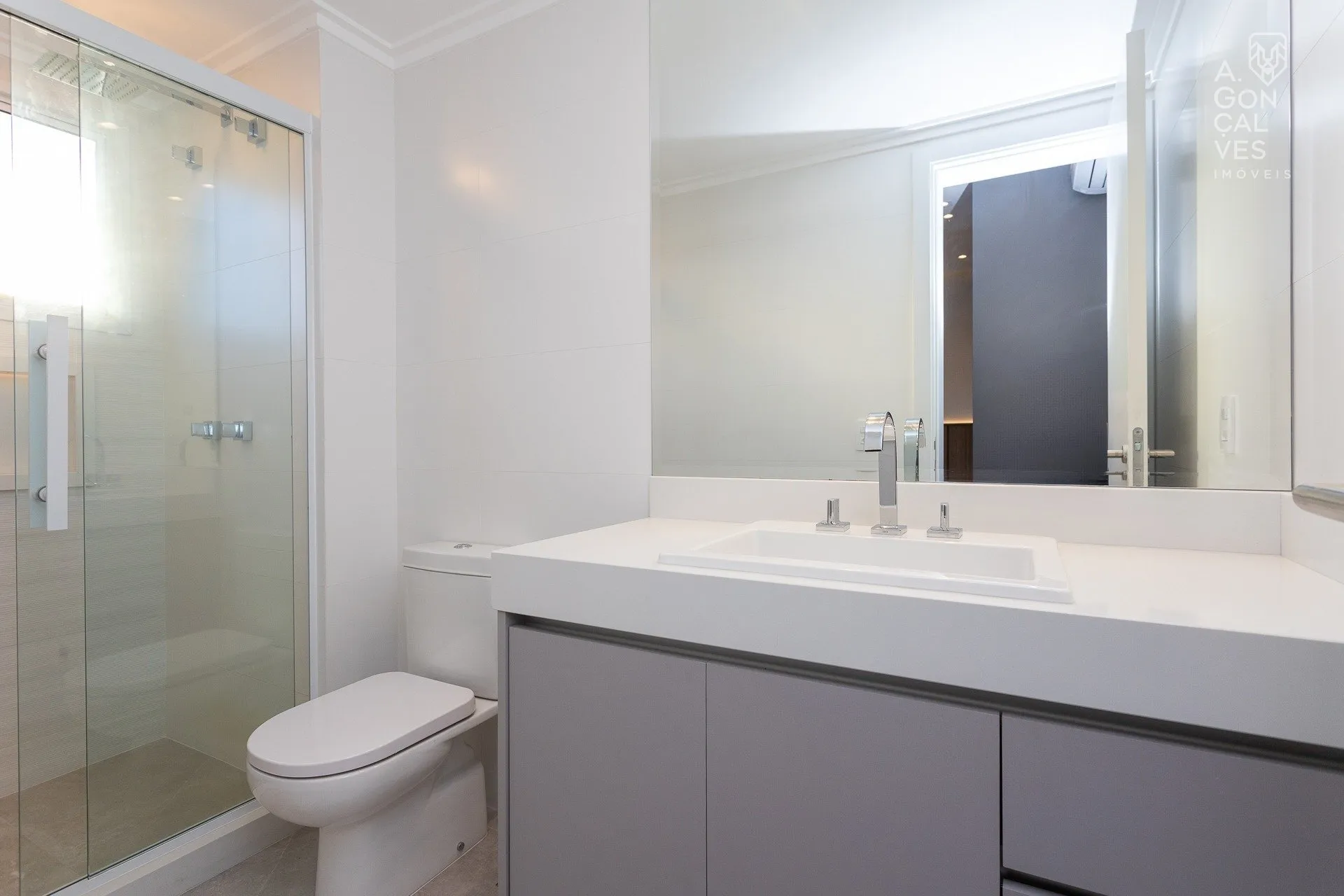 Apartamento com 4 quartos, 3 banheiros e 3 vagas — photo 37