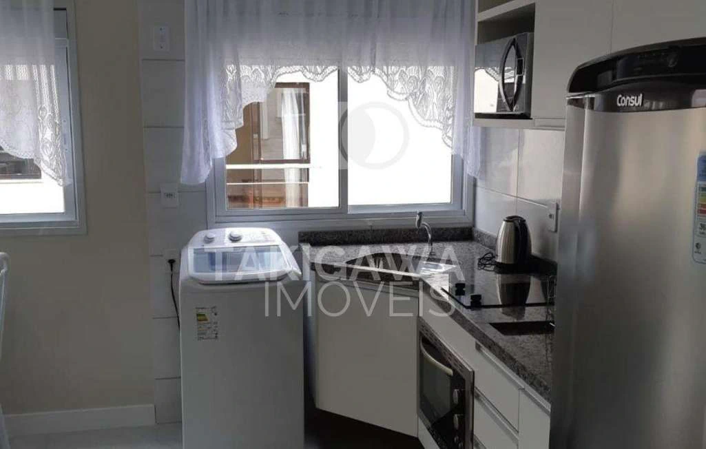 Furnished 1-bedroom apartment with an open kitchen — photo 2